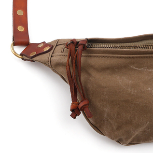 CANVAS/LEATHER ウエストバッグ SMALL／vasco（ヴァスコ）｜愛着を持っ